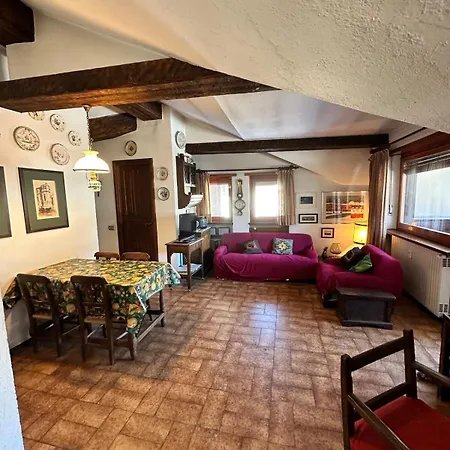 Trilocale Einaudi Apartament